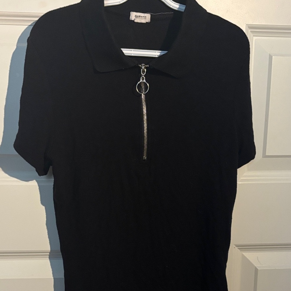 Garage Black Short Sleeve Zipper Top